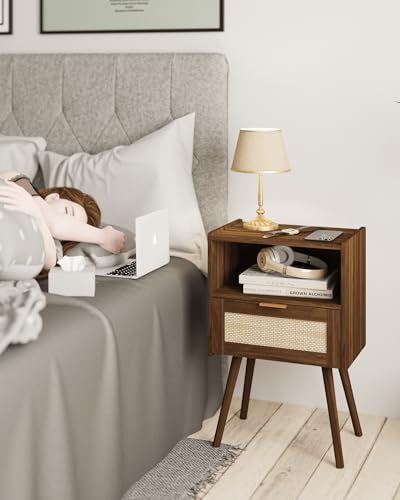 Veegle Nightstand,Modern Bedside Table with Storage Drawer and Open Wood Shelf, Accent Night Stand with Solid Wood Legs for Living Room, Bedroom and Small Spaces,Easy Assembly (Walnut Brown-Rattan) - color: Walnut Brown-rattan