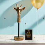 Brother Gifts from Sister Brothers, Positive Birthday Gift for Men Friends, I Love You Giraffe Bookshelf Decoration, Fathers Day Handmade Emotional Home Elegant Tableto Decor for Brother - style: TO MY BROTHER
