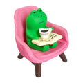 Miniature Frog Figurines Desk Accessories，Funny Frog Statue Home Office Desk Decor，Cute Frog Sculpture Gift for Frog Lovers