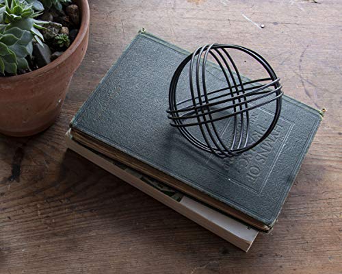 Foreside Home and Garden Modern Black Matte Metal Plaid Pattern Decorative Sculpture Table Top Décor
