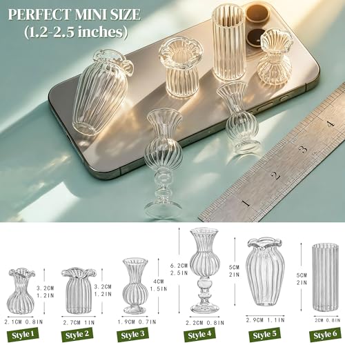 H&D HYALINE & DORA 6 Pcs Mini Glass Flower Vases Cat Whisker Vase Clear Miniature Ribbed Vases for Centerpieces, Wedding Reception Table Decorations(1.2-2.5 in)
