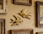 AMOIENSIS Bird Wall Sculpture Art, (Set of 2) 4¾ inch Resin Gold Bird 3D Sculpted Floating Hanging Wall Sculpture Decoration - color: Gold