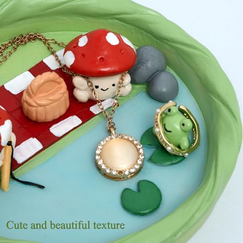Cute Small Mushroom Frog Jewelry Dish - Unique Trinket Tray & Ring Holder for Girls' Rooms - Aesthetic Home Decor Bowl - Gift for Daughters & Friends - Ideal for Rings & Small Accessories - color: Green
