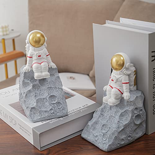 BUTILIVEEN Astronaut Book Ends to Hold Books, Astronaut Decor, Space Themed Bedroom, Desktop, Bookcase Decor - Gifts for Space Lovers - style: B