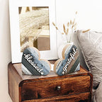 Jetec 2 Pcs Rustic Wooden Heart Table Decor, Daisy Farmhouse Home Decor, Bless This Home & Be Kind Sign for Living Room, Dining Room, Shelf & Mantel, Ideal Housewarming & Birthday Gift(Grateful Style) - style: Grateful Style