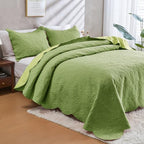 JYHOPE Grass Twin Quilt Set 68x90 Lightweight Microfabric Bedspread, 3-Piece Quilt Bedding with Pillow Shams, Summer Cooling Quilts, Ribbon Wrapped Gift - color: Leaf Pattern-grass, size: Twin(68x90)