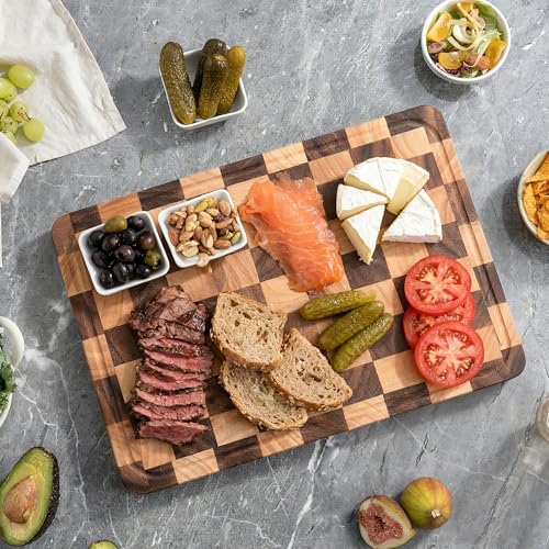 Wood Cutting Boards for Kitchen Wooden Chopping Board Set Checkered Cutting Board Upgraded with Juice Grooves & Handles Large Charcuterie Tray for Home Kitchen, Rubber Wood, 16.5''X11.4''X0.8''