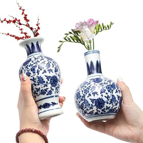 Goaste 3 Pack Small Blue and White Porcelain Vases, 5.5 Inch Tall Mini Vintage Vases, Classic Decorative Bud Vase, Chinoiserie Ceramic Vase for Home Decor, Office, Party Decoration and Events