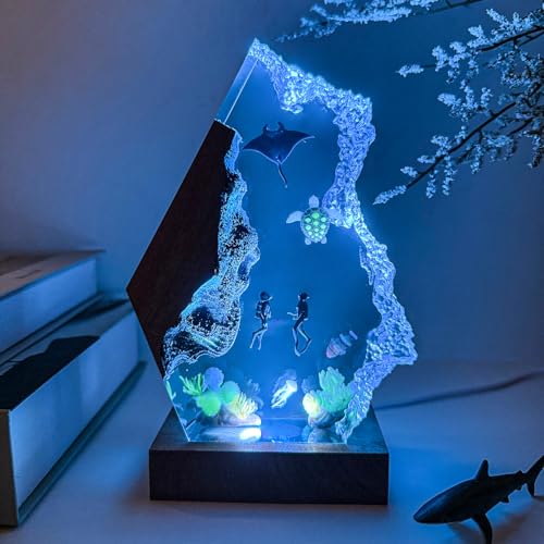 Scuba Diving Resin Ocean Lamp,Handmade 3D Ocean Night Light With Woodden Base,Variable Lights, Scuba Diver Gifts, Diving Enthusiast Collectibles, Unique Birthday Holiday Gifts for Men & Women(M 8"x5") - color: Scuba Divers, size: M