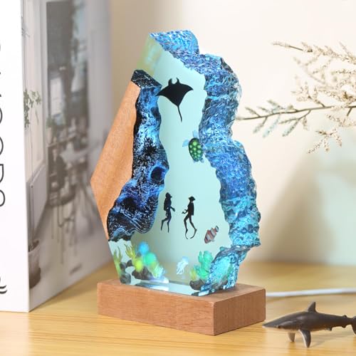 Scuba Diving Resin Ocean Lamp,Handmade 3D Ocean Night Light With Woodden Base,Variable Lights, Scuba Diver Gifts, Diving Enthusiast Collectibles, Unique Birthday Holiday Gifts for Men & Women(M 8"x5") - color: Scuba Divers, size: M