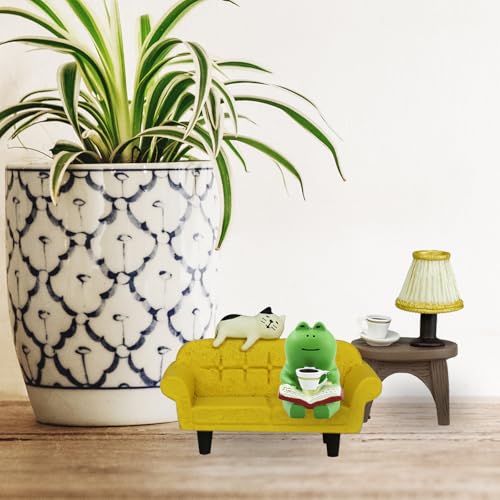 Mevodeata Cute Mini Frog Figurine with Small Sofa and Lamp Table Resin Frog Figure for Office Home Decor - Cute Frog Gift for Frog Lovers (Yellow Sofa) - color: Long Sofa-yellow