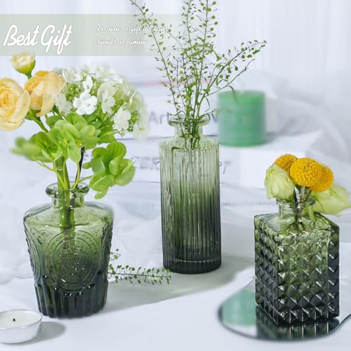 TBWIND Glass Bud Vase Set of 24, Small Green Flower Vases for Centerpieces in Bulk, Mini Vintage Vase for Wedding Decor, and Home Table Décor - color: 24pcs-green