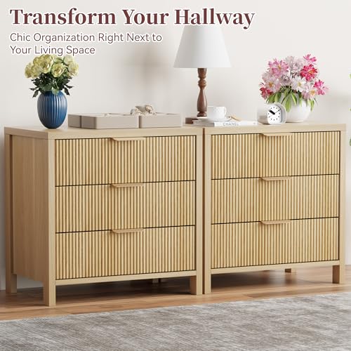 Fluted Nightstand, 23.7'' Wide Night Stand with 3 Drawers, Mid-Century Modern Bedside Table with Handles, Wood End Table for Bedroom, Oak - color: Oak