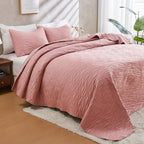 JYHOPE Baby Pink Twin Quilt Set 68x90 Lightweight Microfabric Bedspread, 3-Piece Quilt Bedding with Pillow Shams, Summer Cooling Quilts, Ribbon Wrapped Gift - color: Wood Pattern-pink, size: Twin(68x90)