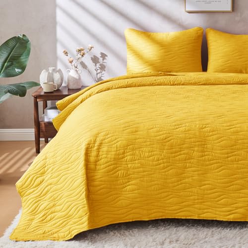 JYHOPE Mustard Yellow Twin Quilt Set 68x90 Lightweight Microfabric Bedspread, 3-Piece Quilt Bedding with Pillow Shams, Summer Cooling Quilts, Ribbon Wrapped Gift - color: Wood Pattern-yellow, size: Twin(68x90)