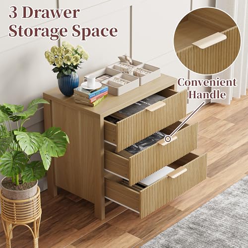 Fluted Nightstand, 23.7'' Wide Night Stand with 3 Drawers, Mid-Century Modern Bedside Table with Handles, Wood End Table for Bedroom, Oak - color: Oak