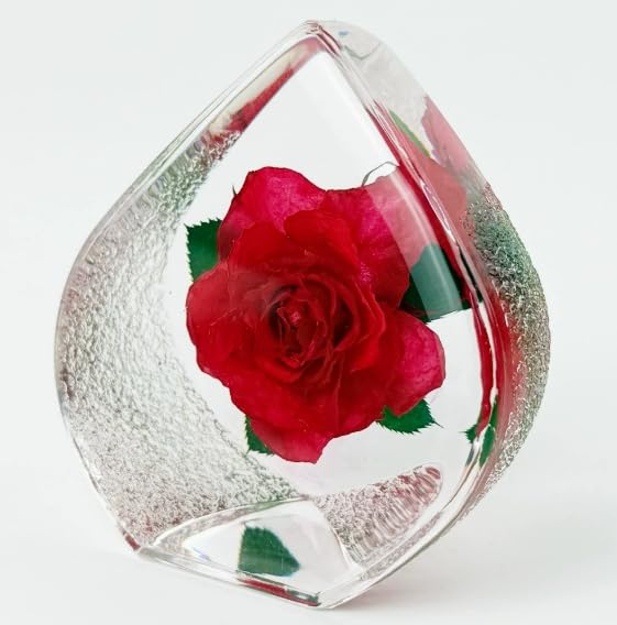 Real Rose Specimen in Heart-Shaped Clear Resin - Preserved Natural Rose Flower, Romantic Keepsake, Unique Home Decor (2.68" x 1.5" x 1.3") - color: Heart-shaped Rose (2.68" X 1.5" X 1.3")