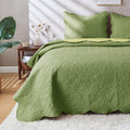 JYHOPE Grass Twin Quilt Set 68x90 Lightweight Microfabric Bedspread, 3-Piece Quilt Bedding with Pillow Shams, Summer Cooling Quilts, Ribbon Wrapped Gift - color: Leaf Pattern-grass, size: Twin(68x90)