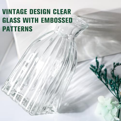 Glass Bud Vases Set of 4, 4 Sizes of Small Flower Vase for Party or Home Table Decorations