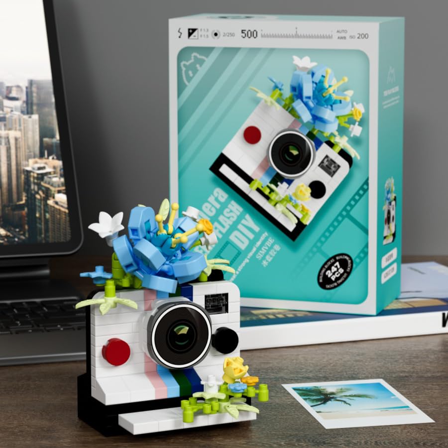 Blooming Camera Miniature Figurine - Retro Floral Desktop Collectible & Novelty Decor - color: Blue