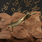 Solid Copper Brass Mantis Small Ornament, Antique Copper Micro Sculpture Tea Pet with Exquisite Details, 1pc