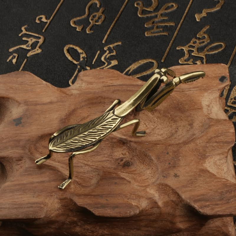 Solid Copper Brass Mantis Small Ornament, Antique Copper Micro Sculpture Tea Pet with Exquisite Details, 1pc