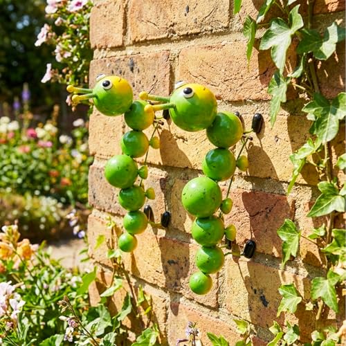 Metal Caterpillar Statue Yard Art Garden Decor, 2 Pack Handcrafted Cute Caterpillar Ornaments for Outside Fence Patio Lawn Garden Courtyard,Gift for Family,Friends,Garden Lovers (Green)